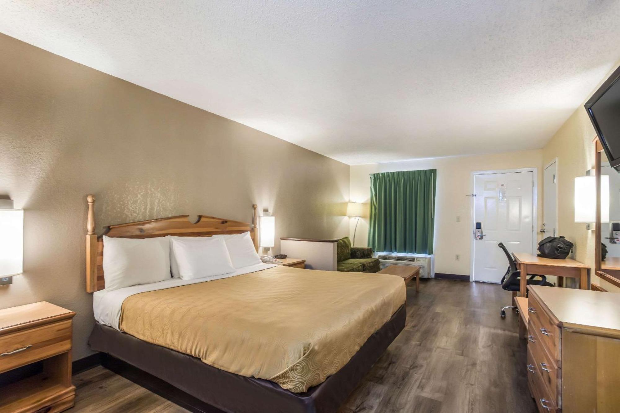 Econo Lodge Клинтон Экстерьер фото